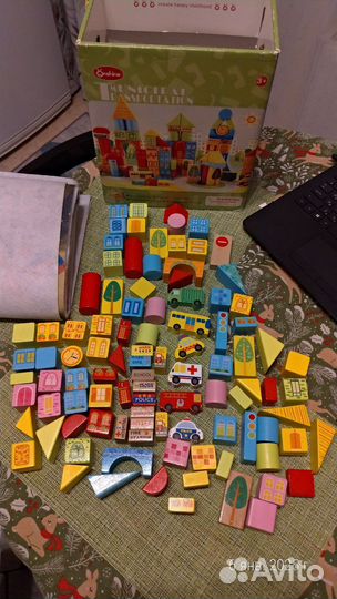 Деревянный конструктор город