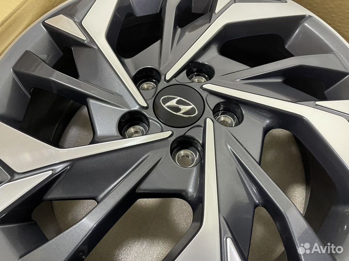 Новые оригинальные диски Hyundai Creta, Kona R17