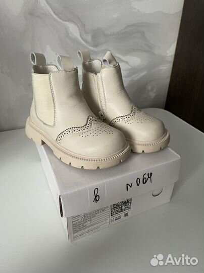 Ботинки на девочку