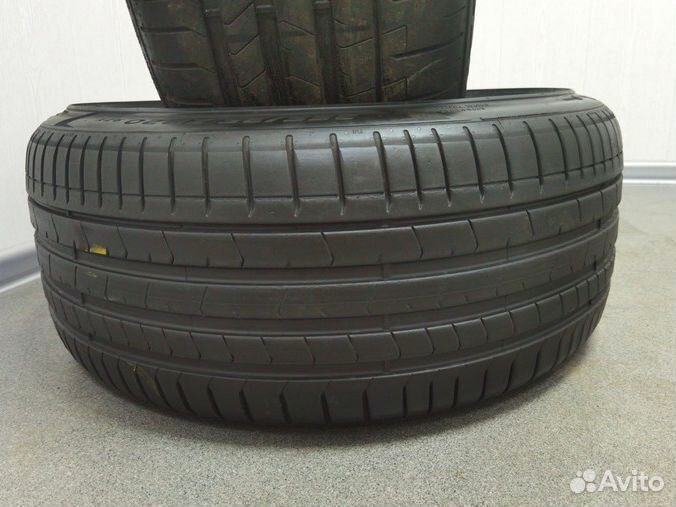 Pirelli P Zero 255/35 R20 93Y