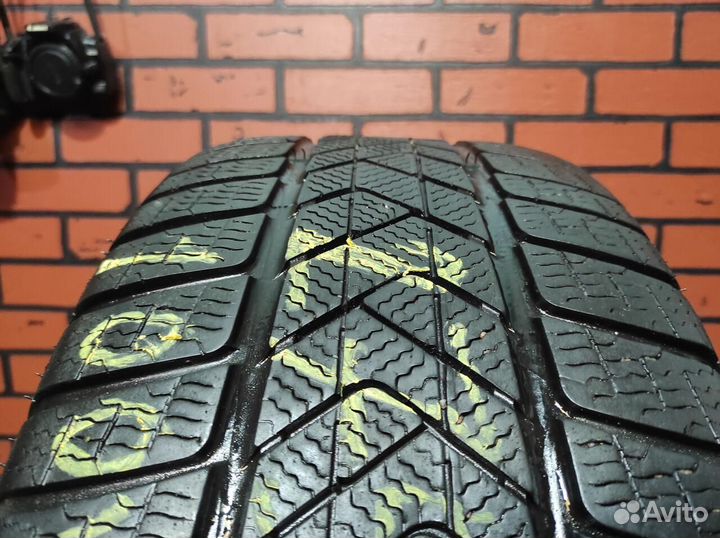 Pirelli Winter Sottozero 3 275/35 R19 100V