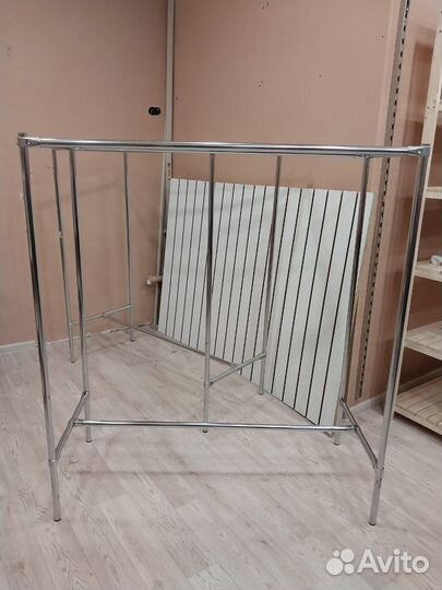 Вешало напольное