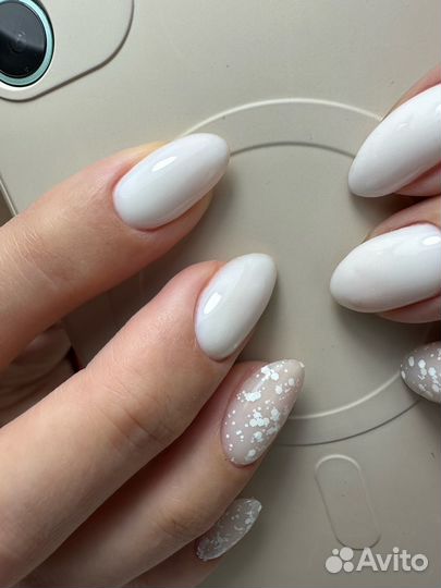 Мастер маникюра и педикюра