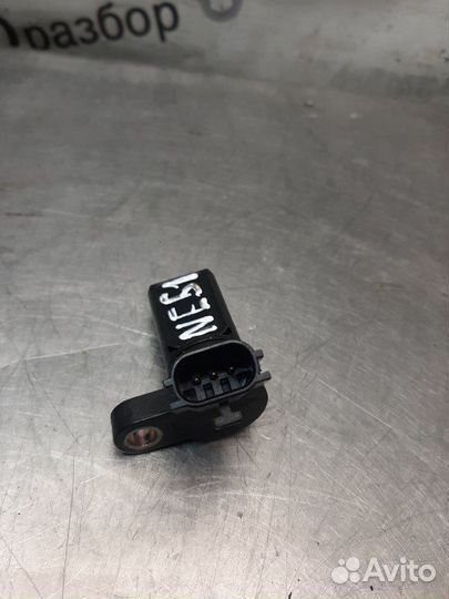 Датчик положения коленвала Nissan Elgrand ME51