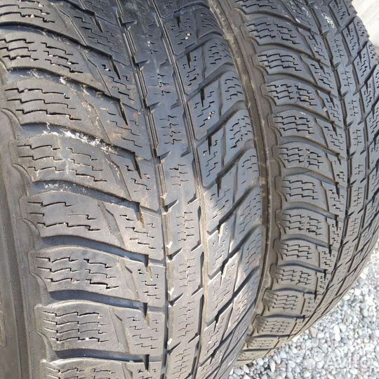 Nokian Tyres WR SUV 3 215/60 R17