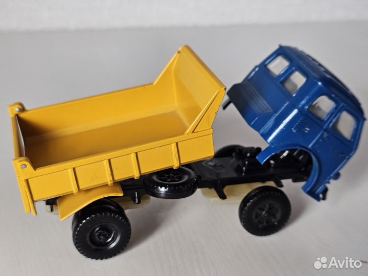 Модель грузовика маз 1:43 СССР