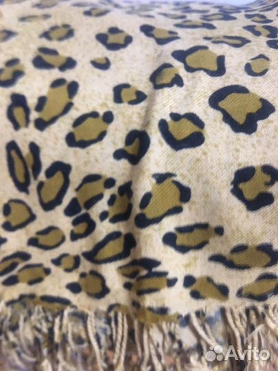 Женские шарфы и платки