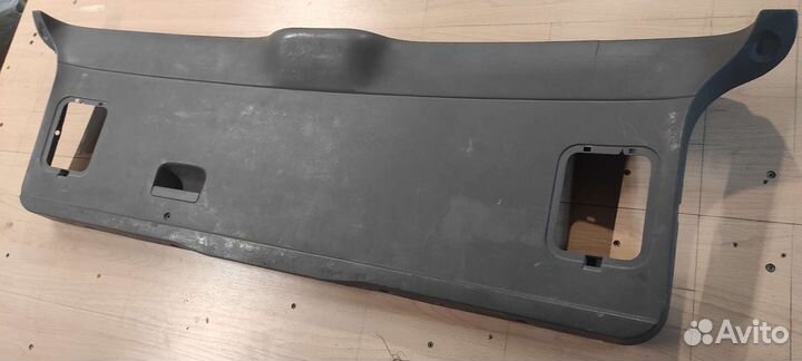 Обшивка крышки багажника VW Passat B3 универсал