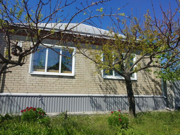 Дом 108 м² на участке 5 сот.