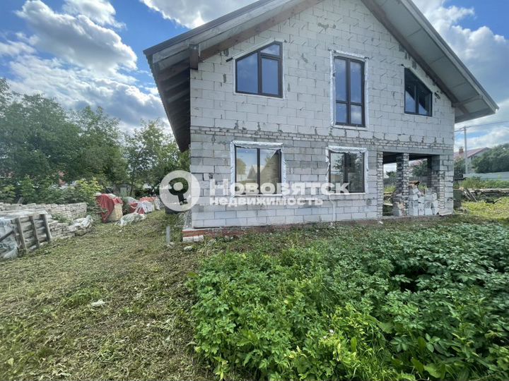 Дом 172 м² на участке 8 сот.