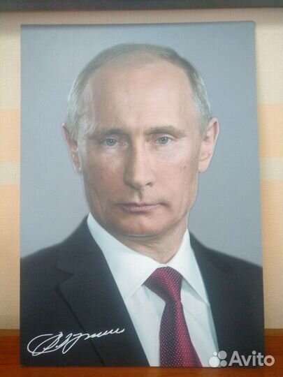 Портреты Сталина, Дзержинского, Берии, Брежнева и