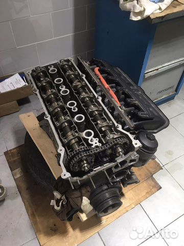 Двигатель м54б25