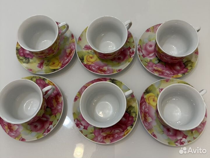 Чайный сервиз розы