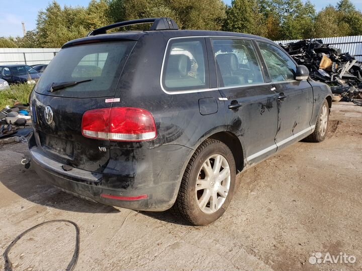 Кузов кусок Vw Touareg 2004г черный с документами