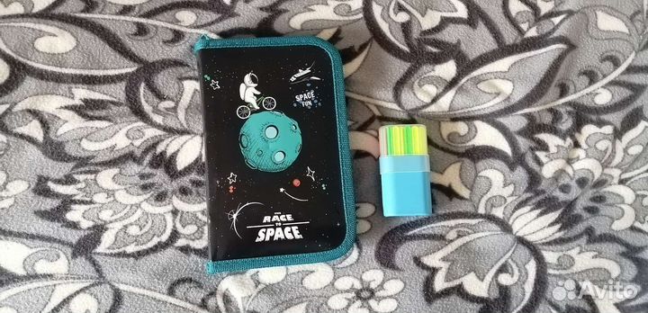 Пенал и счетные палочки