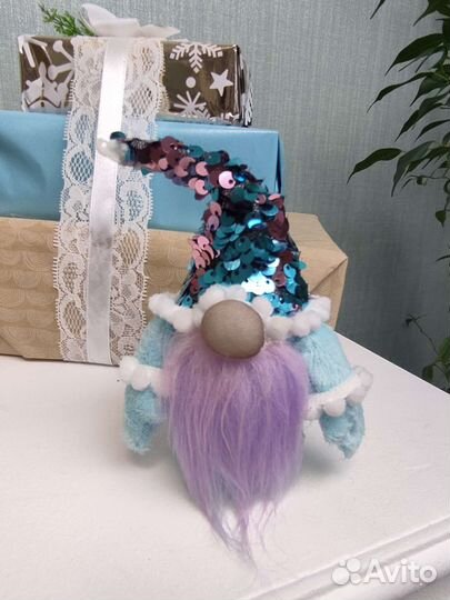 Гном игрушка