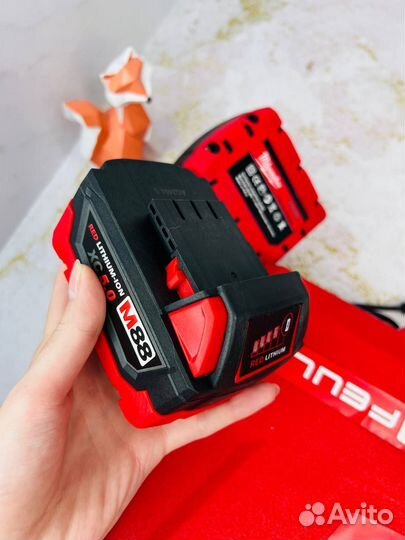 Шуруповерт Milwaukee m18