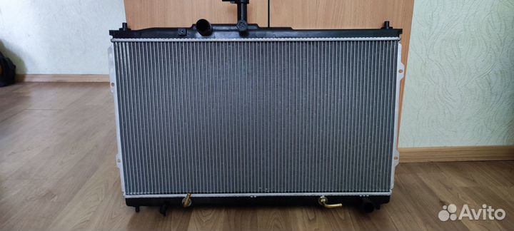 Радиатор двигателя Хендэ Грандстарекс, Н1