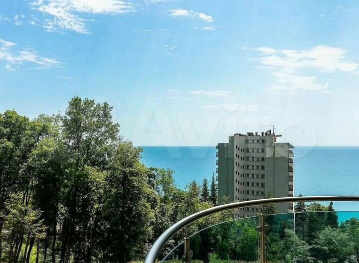 2-к. квартира, 95 м², 13/23 эт.