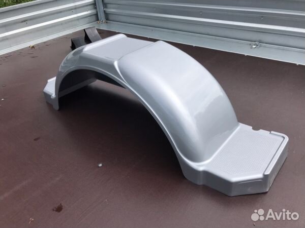 Крыло для прицепа моно пластиковое с подножкой 10