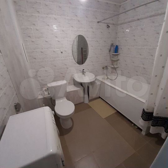 2-к. квартира, 51 м², 1/5 эт.