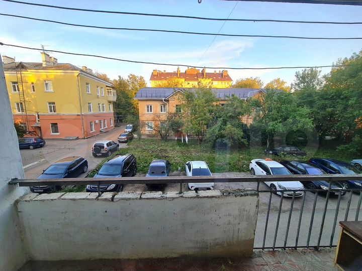 Комната 12,3 м² в 4-к., 2/5 эт.