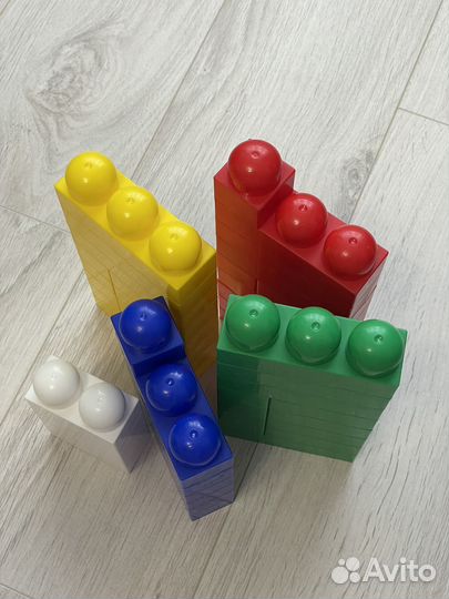 Конструктор пластиковый 49 деталей