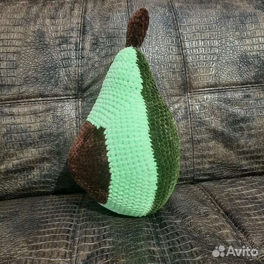 Подушка авокадо ручной работы