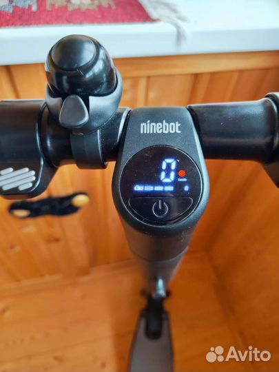 Электросамокат ninebot kickscooter es1