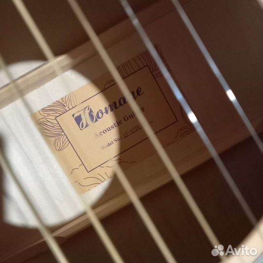 Акустическая гитара Homage