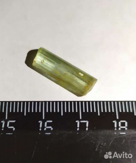 Берилл-гелиодор кристалл, Урал, с. Мурзинка