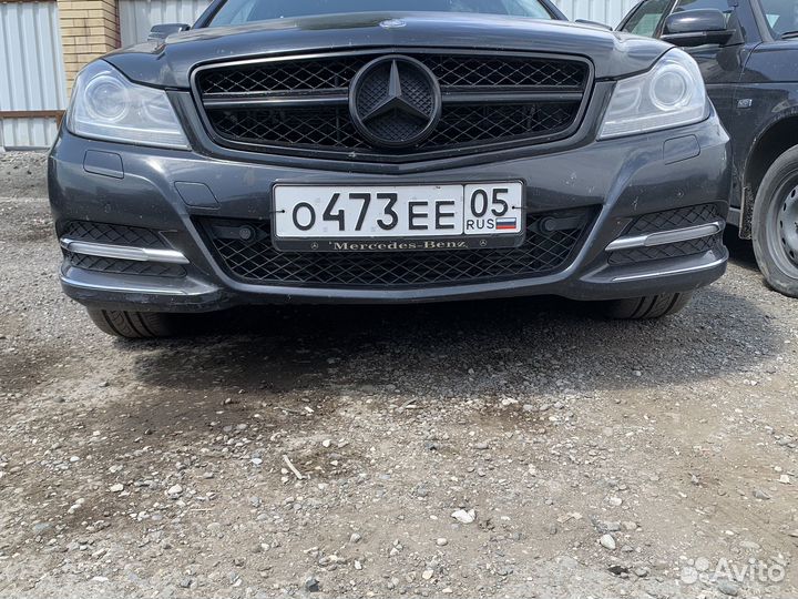 Бампер передний мерседес 204