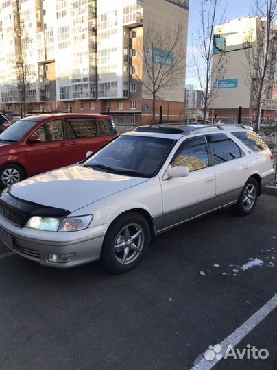 Toyota Mark II Wagon Qualis 2.2 AT, 2000, 250 000 км