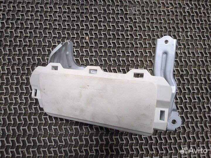 Подушка безопасности коленная Toyota Venza, 2010