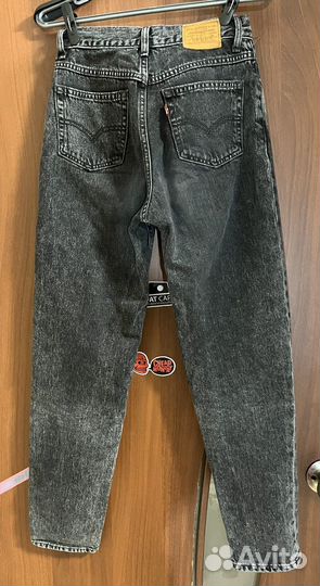 Женские джинсы levis