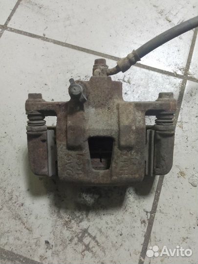 Суппорт задний левый Chevrolet Epica