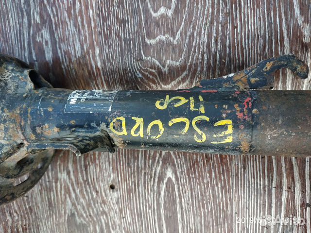 Стойка передняя для Ford Escort/Orion 1990-1995