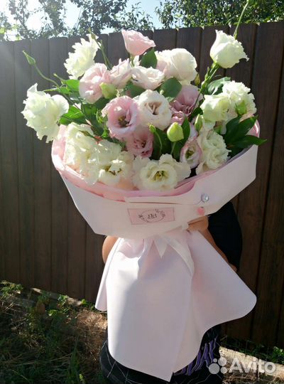 Живые цветы букеты