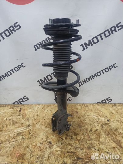 Стойка передняя правая Suzuki Kizashi