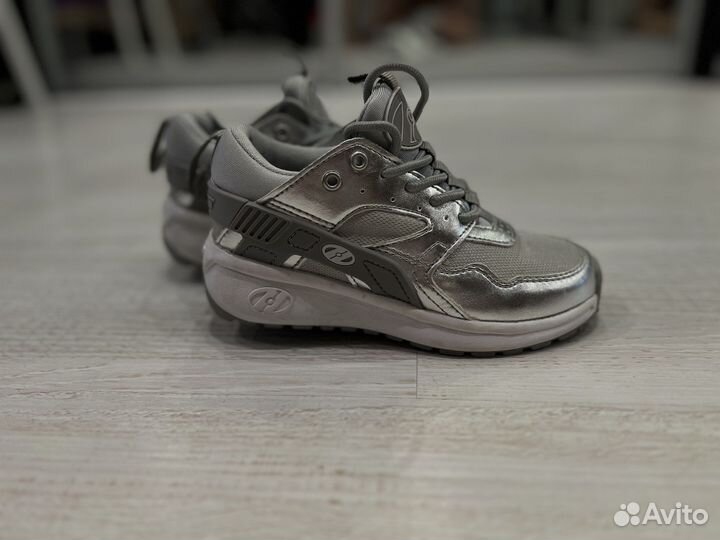 Кроссовки детские Heelys