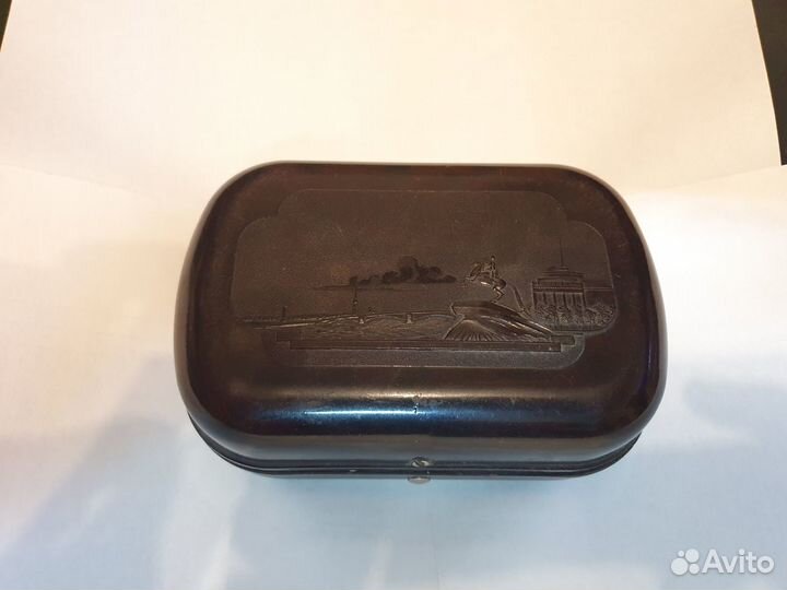 Советские электрические бритвы (Харьков 6 и Нева)