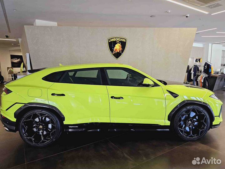 Lamborghini Urus 4.0 AT, 2023