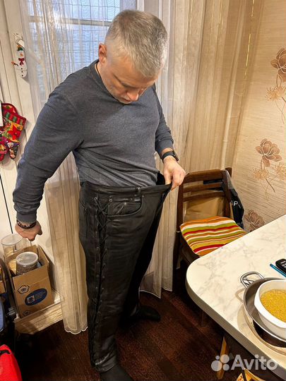 Кожанные штаны first со шнуровкой 38р (54 рус)