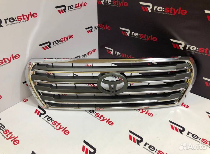 Решетка радиатора Toyota Land Cruiser 200 2м N472