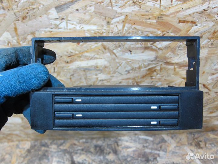 Бокс для дисков