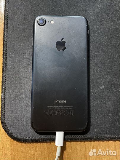 Телефон iPhone 7 32gb