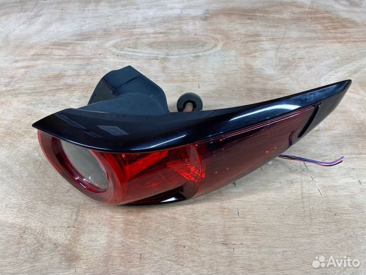Фонарь задний левый правый Mazda CX-5 KF