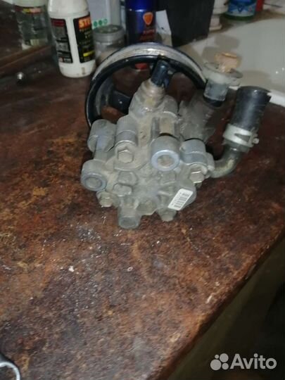 Насос гидроусилителя rav4