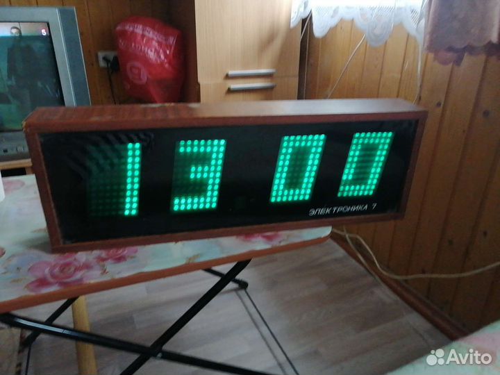 Часы электронные СССР электроника 7