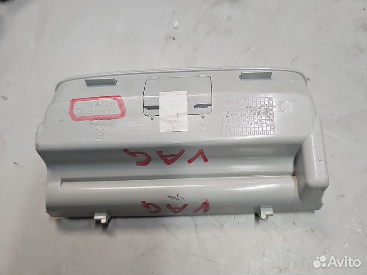 Бардачок под очки Volkswagen Passat Scirocco